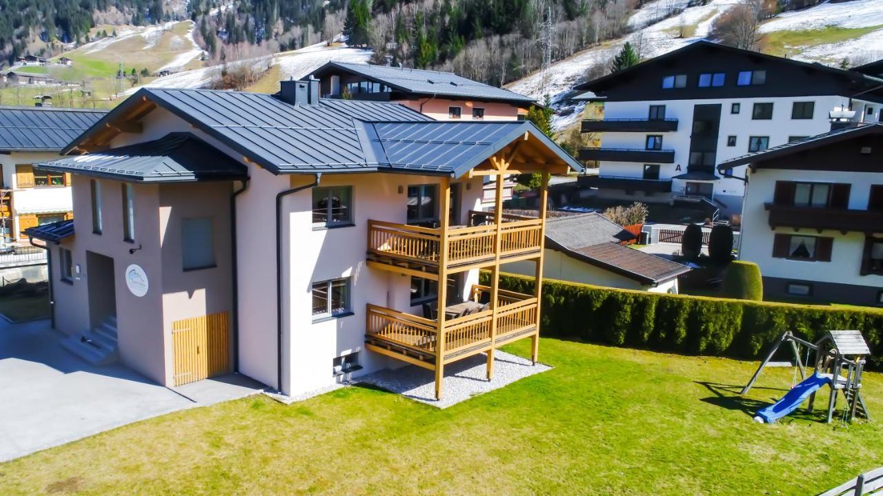 Tauern Relax Lodges By We Rent, Summercard Included Капрун Екстериор снимка